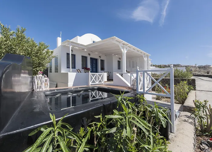 Oia Sunset Villas